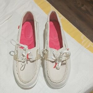 New Without Tags Sperry Topsider Canvas Boat Shoes Size 8.5